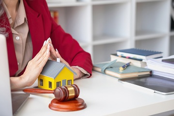 Real Estate Lawyer Consultation